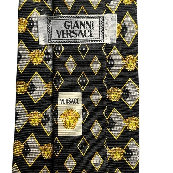 GIANNI VERSACE 90s Vintage Metallic Silk Medusa Pattern Tie Made in Italy - Picture 6 of 6